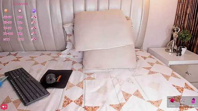 Aria_Reid live sex cam