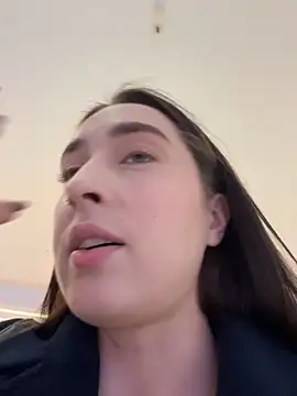 Holly_Play live sex cam