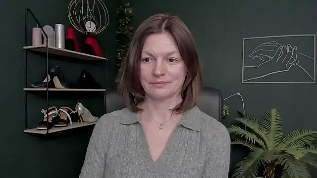 VivianWILD live sex cam