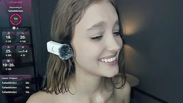 SerrenaAa live sex cam