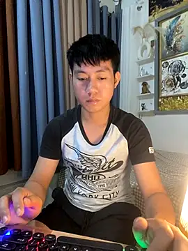 xshyboyx live sex cam