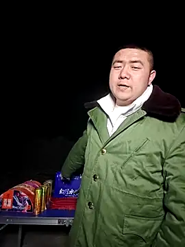 KAIKAI-888 live sex cam