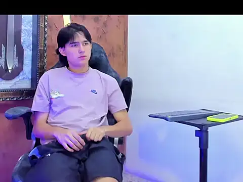 tom_hot20 live sex cam