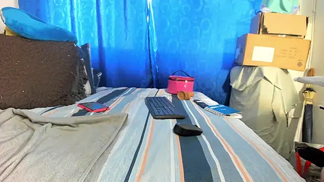 BlowMommy_ live sex cam