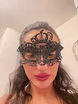 Milana_UK live sex cam