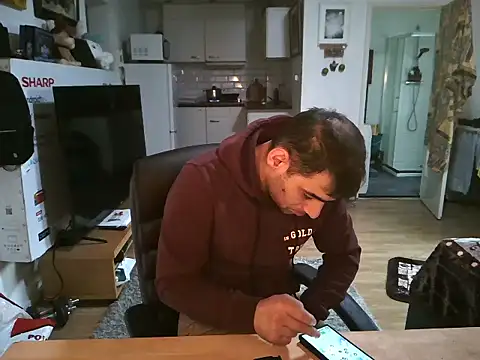 mihaimichael's Stripchat show and profile