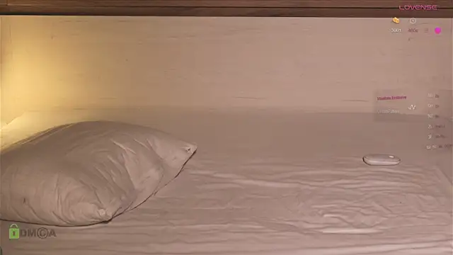 Hit-girl- live sex cam