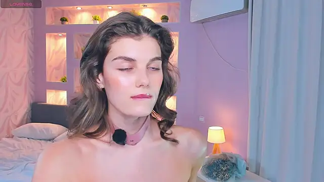 FloraDobb live sex cam