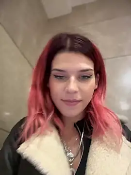 RiriRoseey live sex cam