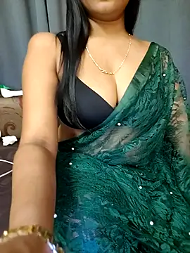 Misss-julli live sex cam