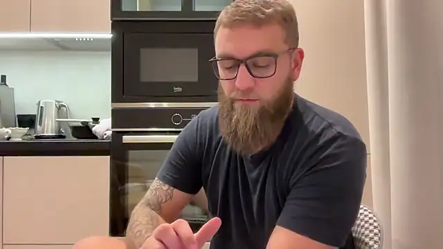 Bear_bear_ live sex cam