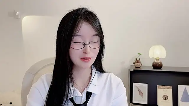 Onechestnut live sex cam