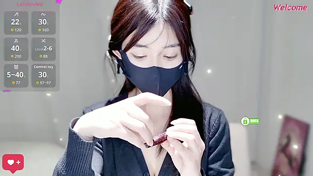 -Hell0-Kitty live sex cam