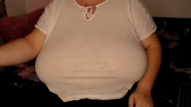 LexyDevine live sex cam