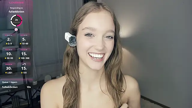 SerrenaAa live sex cam