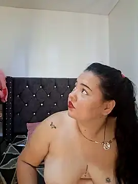 leoytessa_10's Stripchat show and profile