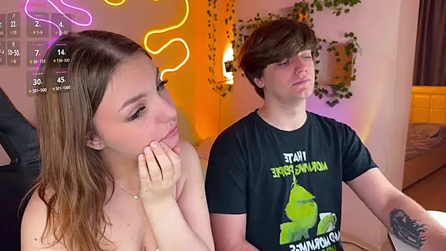 RobertAndLinela live sex cam