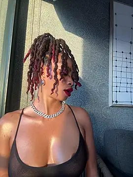 CANDY_LICIOUS live sex cam