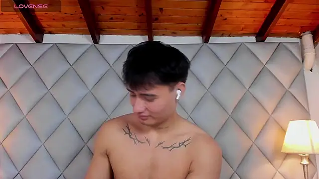 Clement_Reyes live sex cam