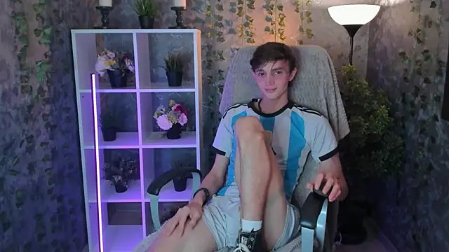 John_Weasley live sex cam