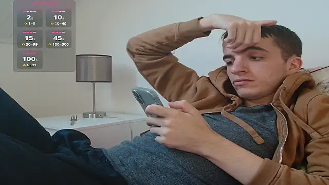 Tombgy07 live sex cam