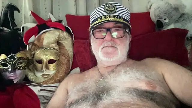 EroticVenetian live sex cam