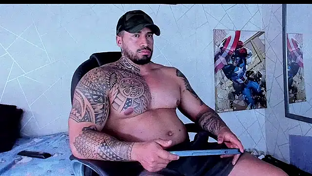 Cristian_Walker live sex cam