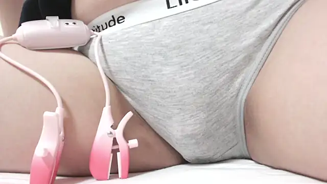 riri_1234 live sex cam