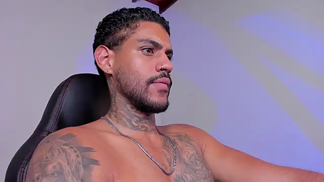 LuigiVitale_1 live sex cam