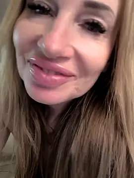 missjenn_x live sex cam