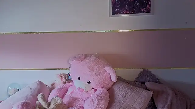 Charlotte__Miller live sex cam