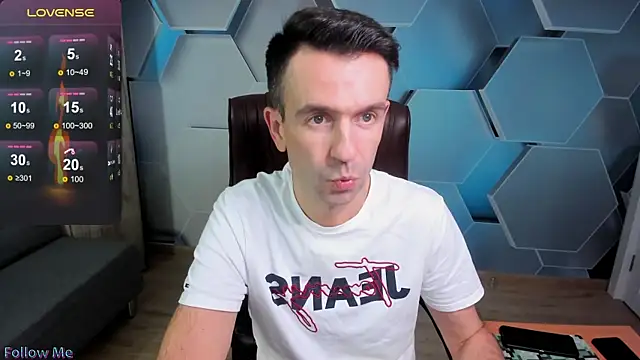 SteveTiger live sex cam