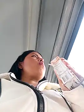 _andrea30 live sex cam