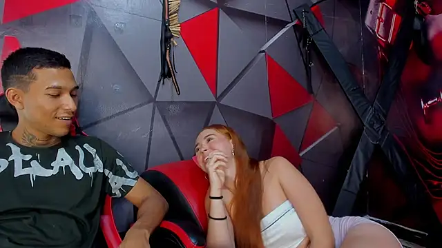 Hana_and_Zeta live sex cam