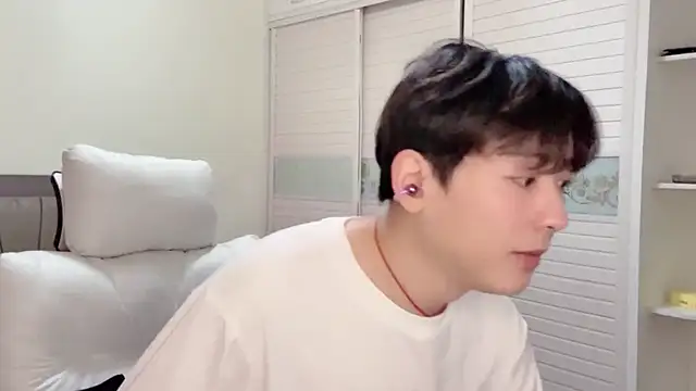 xiaoxiao1025 live sex cam