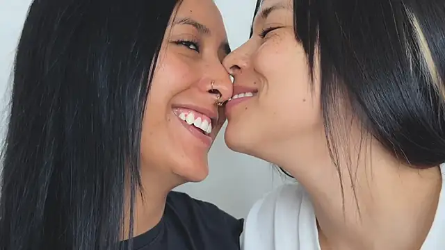 2SummerLove1 live sex cam