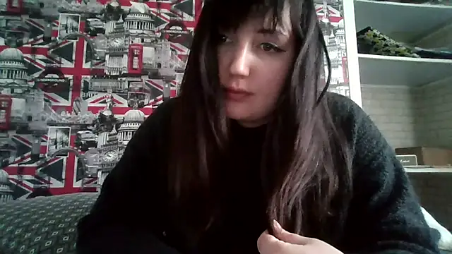 Lynylou live sex cam