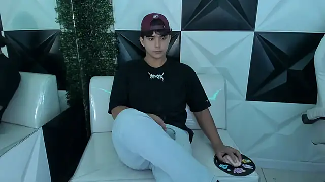 Dani_cumboy live sex cam