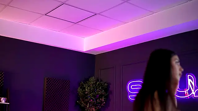 SiennaRuh live sex cam