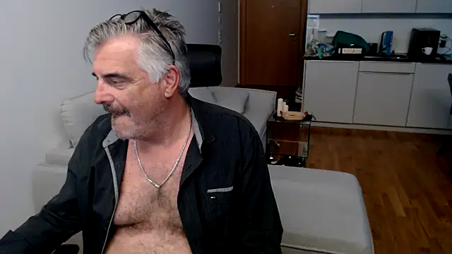 Budapest1958 live sex cam