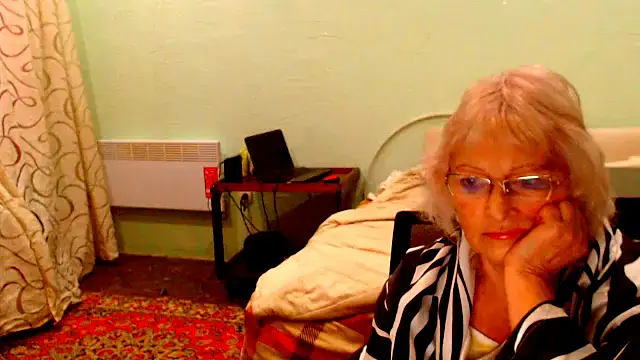 Natali7634 live sex cam