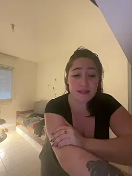 MlleKahh live sex cam