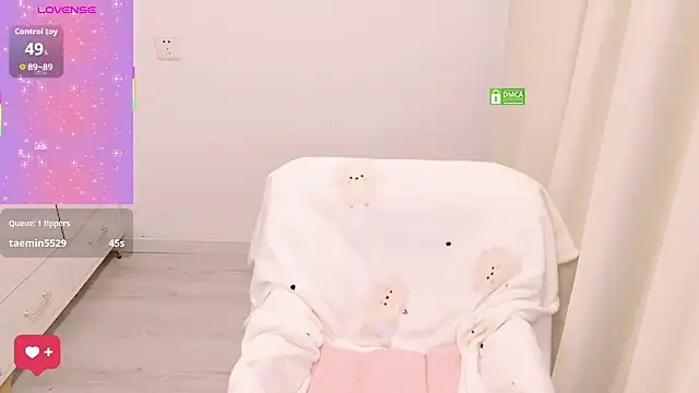 GouGou-111 live sex cam