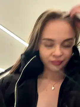 KristiRich live sex cam