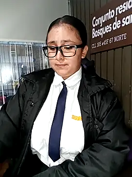 Cute_Penelope live sex cam