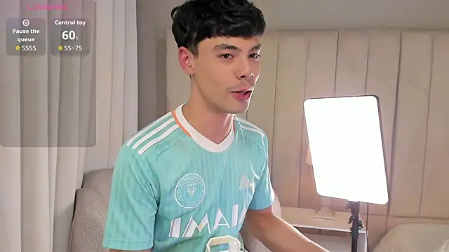 Dammon_Stallion live sex cam