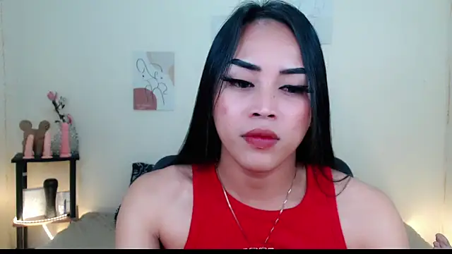 Lessandra_Lust live sex cam