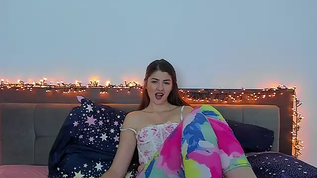 Fountainsquirtalexandra's Stripchat show and profile