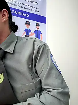 Ariana-07 live sex cam