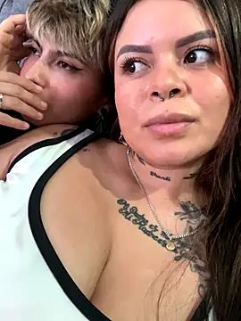 Clhoe___Ivana live sex cam